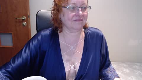 Joanna and Greg online show from 02-03-25, 08:35