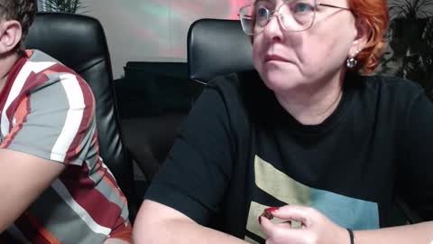 Joanna and Greg online show from 10-08-25, 08:34