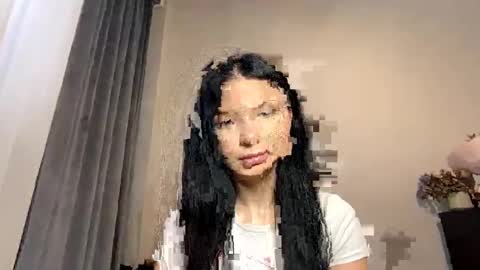 Snapshot of joantasty chatting on 02-18-26, 07:04 Joan online show from 02-18-26, 07:04