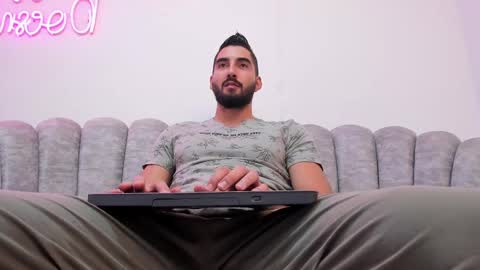 Snapshot of joao_batista_team chatting on 02-25-25, 12:14 JOAO BATISTA online show from 02-25-25, 12:14