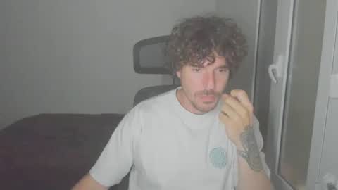 Snapshot of joaquin420_hot chatting on 02-14-26, 11:01 joaquin420_hot online show from 02-14-26, 11:01