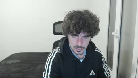 Snapshot of joaquin420_hot chatting on 02-22-26, 08:40 joaquin420_hot online show from 02-22-26, 08:40