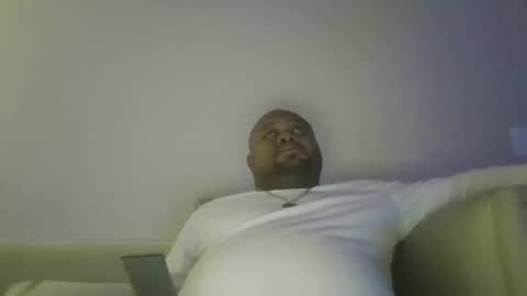 joe25123 online show from 10-20-25, 04:57