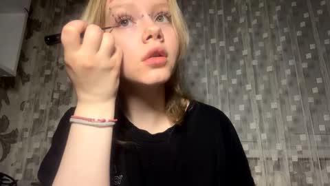 Snapshot of joeannfurgison chatting on 02-01-26, 11:53 Aurora online show from 02-01-26, 11:53