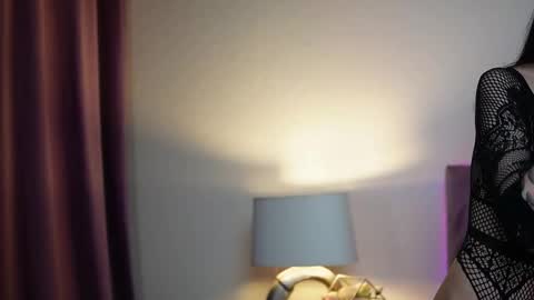  Joelle  online show from 11-24-25, 10:42