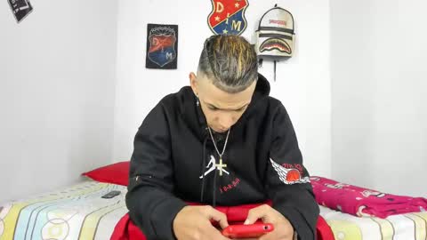 johan_and_antonella online show from 12-02-24, 01:14