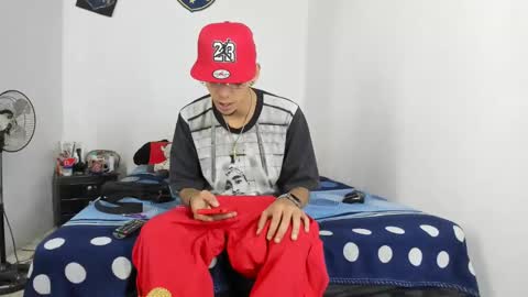 johan_and_antonella online show from 01-09-25, 08:55