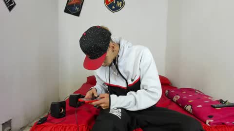 johan_and_antonella online show from 02-18-25, 01:54