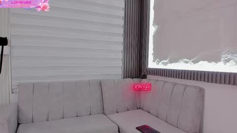 Johan Williams online show from 10-25-25, 04:42