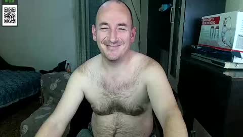 Snapshot of johanbarker chatting on 02-24-25, 11:32 Johan online show from 02-24-25, 11:32