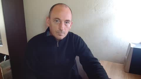 Snapshot of johanbarker chatting on 10-09-25, 11:08 Johan online show from 10-09-25, 11:08