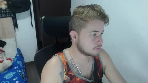 JOHAN independient model online show from 10-22-25, 12:27