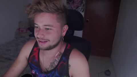 JOHAN independient model online show from 12-03-25, 03:43