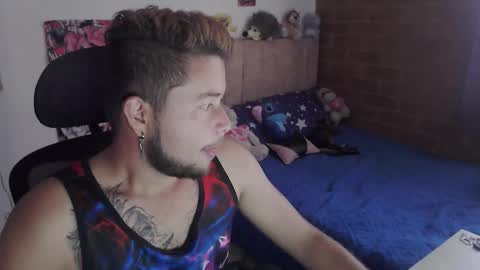 JOHAN independient model online show from 12-16-25, 05:07