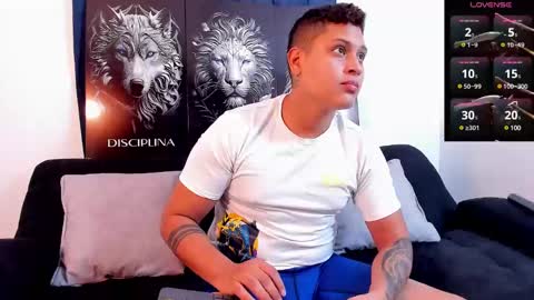 Snapshot of johansmith__ chatting on 02-20-25, 12:41 Johan Smith online show from 02-20-25, 12:41