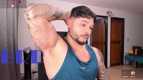 Snapshot of johatsu chatting on 12-01-24, 11:04 King - online show from 12-01-24, 11:04