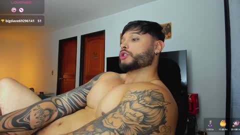 Snapshot of johatsu chatting on 12-03-24, 01:41 King - online show from 12-03-24, 01:41