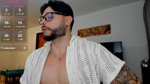 Snapshot of johatsu chatting on 02-01-25, 01:55 King - online show from 02-01-25, 01:55