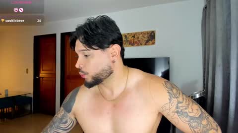 Snapshot of johatsu chatting on 02-18-25, 01:32 King - online show from 02-18-25, 01:32