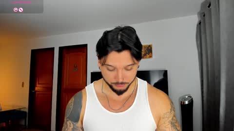 Snapshot of johatsu chatting on 02-26-25, 12:05 King - online show from 02-26-25, 12:05