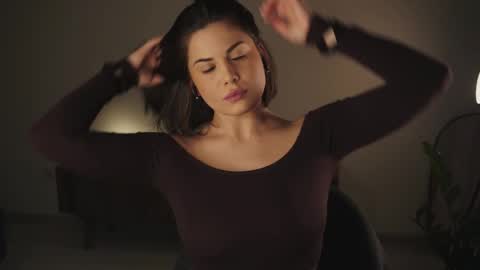 Snapshot of joheredia chatting on 09-23-25, 07:17 Jo online show from 09-23-25, 07:17