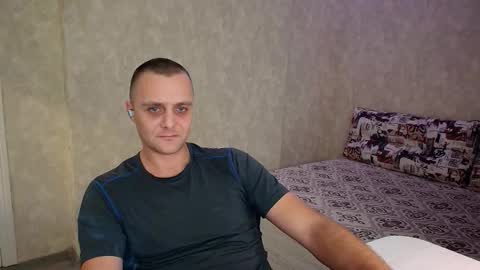 John online show from 11-25-25, 07:47