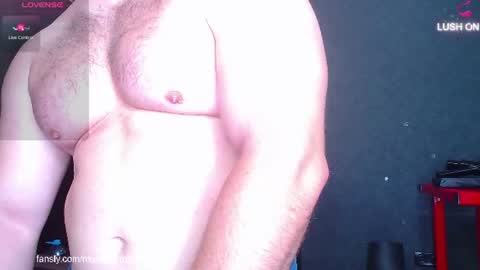 Snapshot of john_and_kiss chatting on 06-24-26, 08:35 john and kiss online show from 06-24-26, 08:35