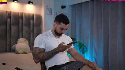 Snapshot of john_king29 chatting on 02-24-26, 06:17 john online show from 02-24-26, 06:17