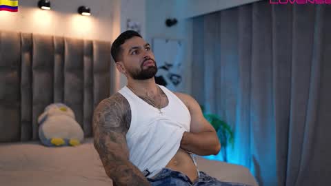 Snapshot of john_king29 chatting on 02-25-26, 01:10 john online show from 02-25-26, 01:10