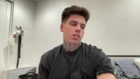 Snapshot of johnafterdark chatting on 12-20-24, 12:08 JAXX online show from 12-20-24, 12:08