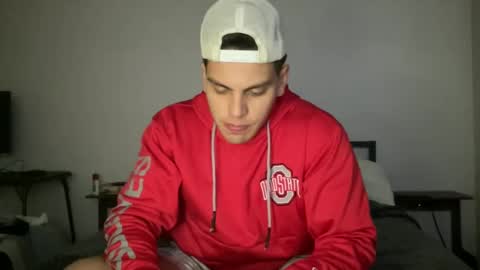 Snapshot of johnafterdark chatting on 01-19-25, 02:04 JAXX online show from 01-19-25, 02:04