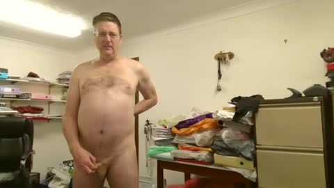 johnathan_stuart33 online show from 02-26-25, 08:37