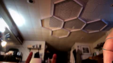 bisexual King  online show from 12-17-25, 05:35