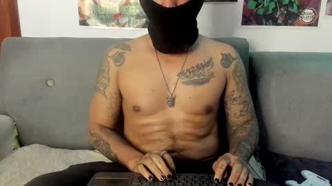 Snapshot of johncarrie chatting on 02-28-25, 06:32 John carrie Independent Help me reach my goal 100 likes and 10000 followers online show from 02-28-25, 06:32