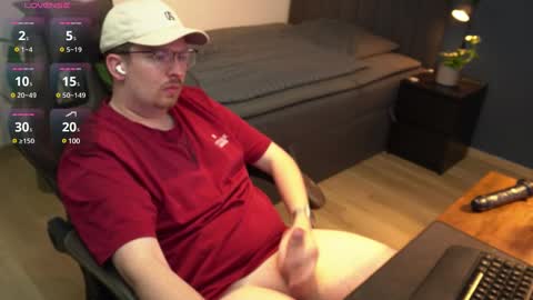 Snapshot of johndor22 chatting on 02-16-25, 07:16 Jones online show from 02-16-25, 07:16