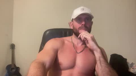 johnla25 online show from 10-28-25, 07:12