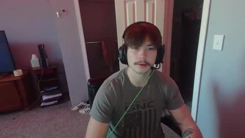 Snapshot of johnlights0 chatting on 12-17-25, 07:31 John Lights online show from 12-17-25, 07:31