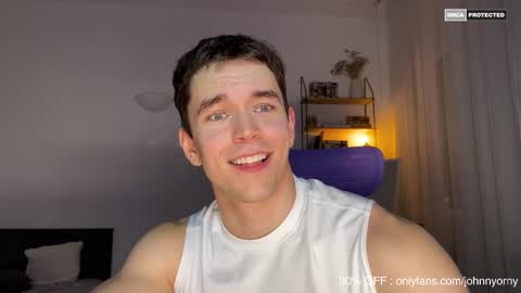 Snapshot of johnnnyhorny chatting on 09-30-25, 10:26 Johnny online show from 09-30-25, 10:26