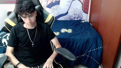 johnny_cagee online show from 12-11-24, 03:45