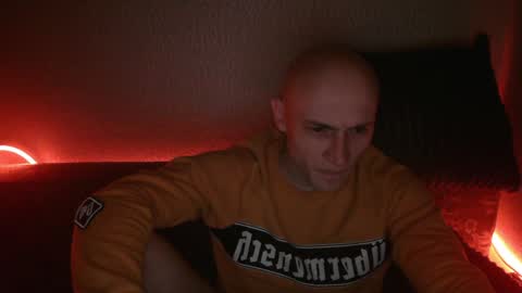 Johnny online show from 02-07-25, 06:02