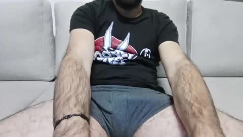 johnny_yaa online show from 12-23-24, 09:51