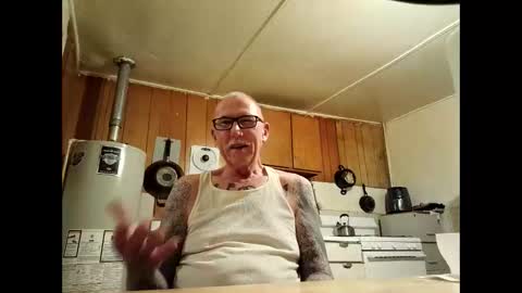 Snapshot of johnnyanubis chatting on 02-24-26, 01:47 Master online show from 02-24-26, 01:47