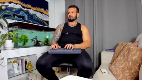 JOHNNY online show from 02-21-25, 12:05