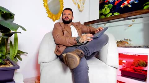 JOHNNY online show from 03-11-25, 01:26