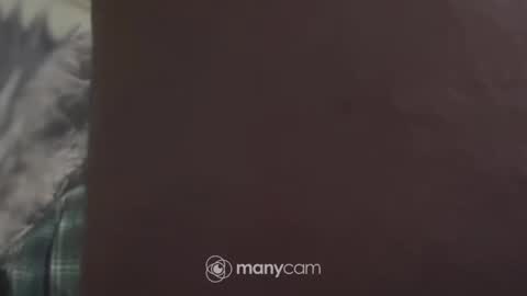 Snapshot of johnnyshung1 chatting on 01-15-25, 07:01 johnnyshung1 online show from 01-15-25, 07:01