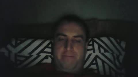 Snapshot of johnoreon chatting on 01-16-25, 01:14 johnoreon online show from 01-16-25, 01:14