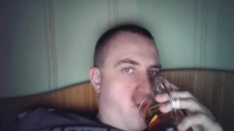 Snapshot of johnoreon chatting on 02-14-25, 01:40 johnoreon online show from 02-14-25, 01:40