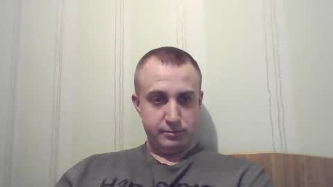 Snapshot of johnoreon chatting on 02-14-25, 04:41 johnoreon online show from 02-14-25, 04:41