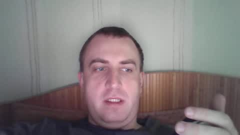 Snapshot of johnoreon chatting on 03-11-25, 07:37 johnoreon online show from 03-11-25, 07:37