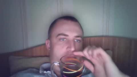 Snapshot of johnoreon chatting on 09-19-25, 11:33 johnoreon online show from 09-19-25, 11:33